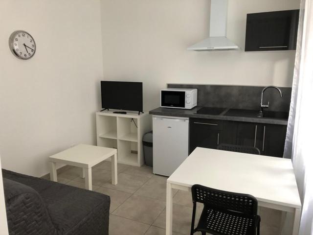 Studio #8 Climatise A 10 Min Des Plages Perpignan Exterior foto